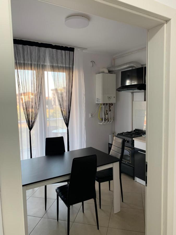 Luxury Studio بوخارست المظهر الخارجي الصورة